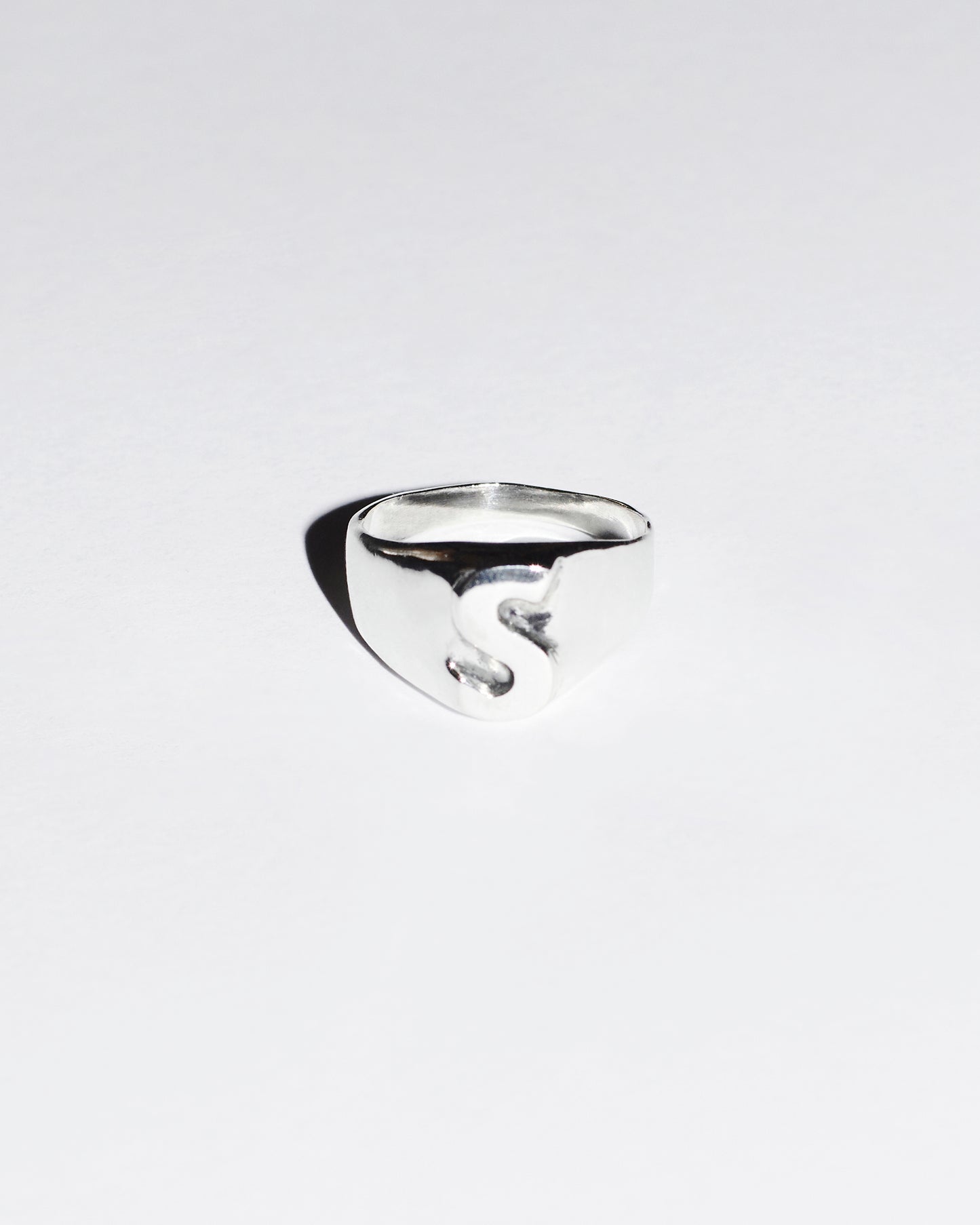 LETTER "S" RING