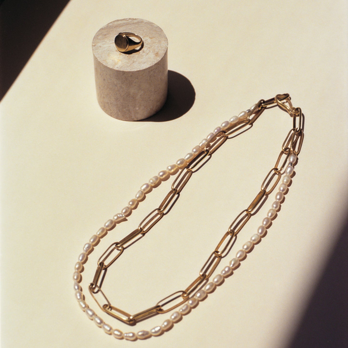 kween necklace
